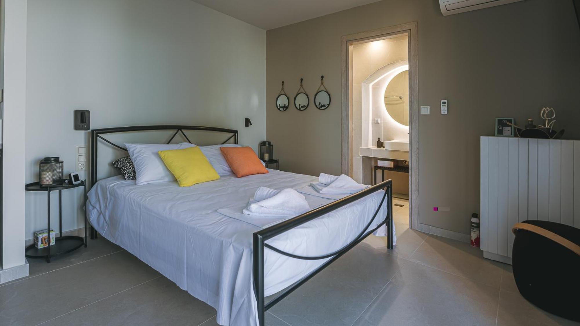 Electra Beachfront Suites, Nea Irakleia Dış mekan fotoğraf