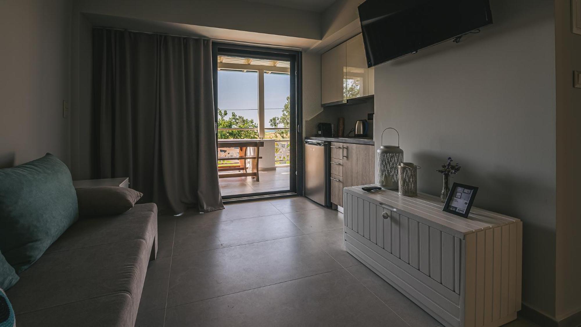 Electra Beachfront Suites, Nea Irakleia Dış mekan fotoğraf