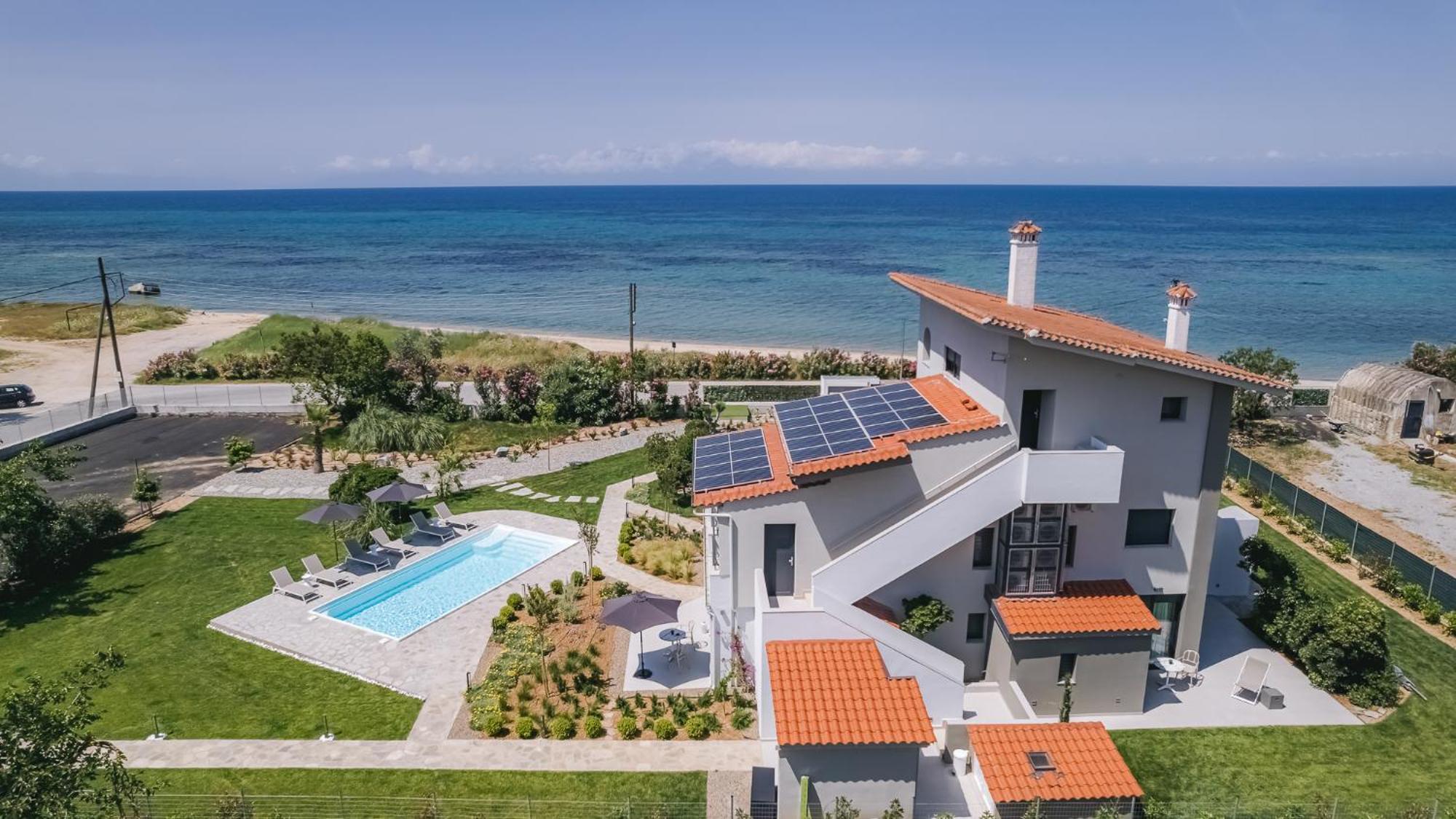 Electra Beachfront Suites, Nea Irakleia Dış mekan fotoğraf